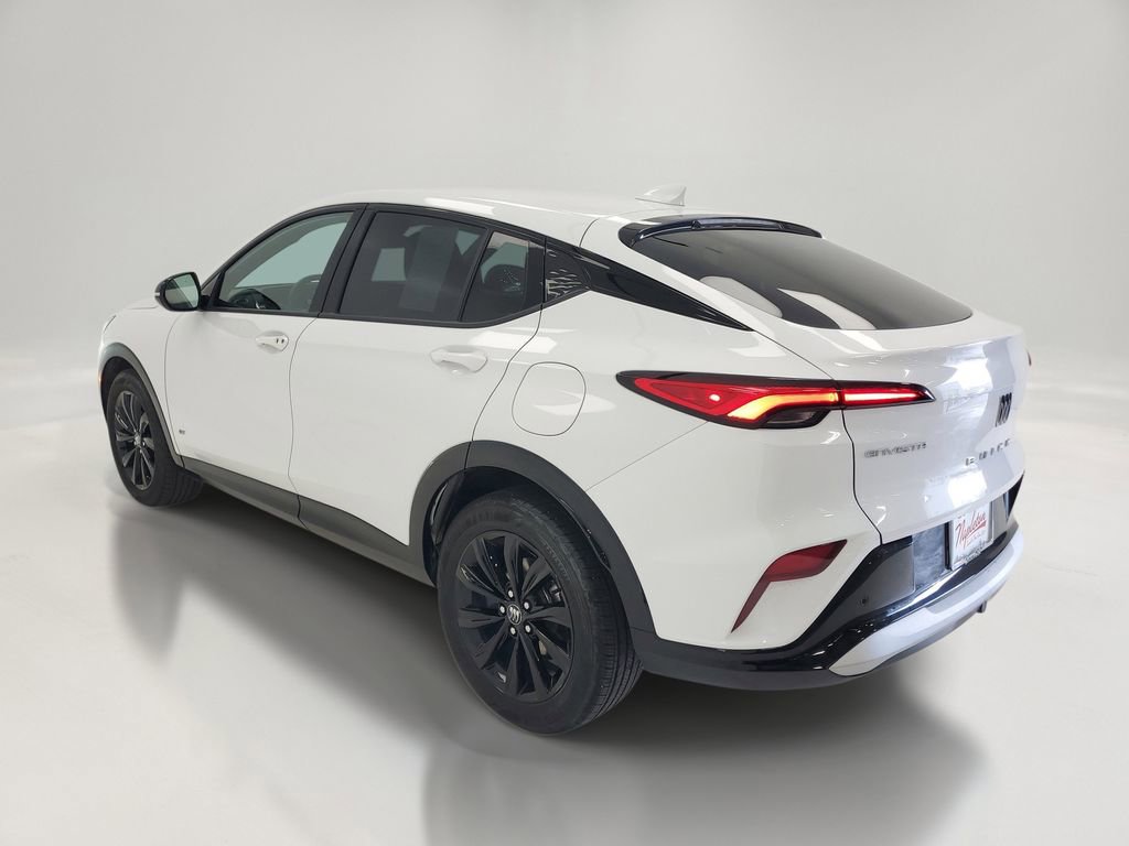 Used 2025 Buick Envista Sport Touring image 5