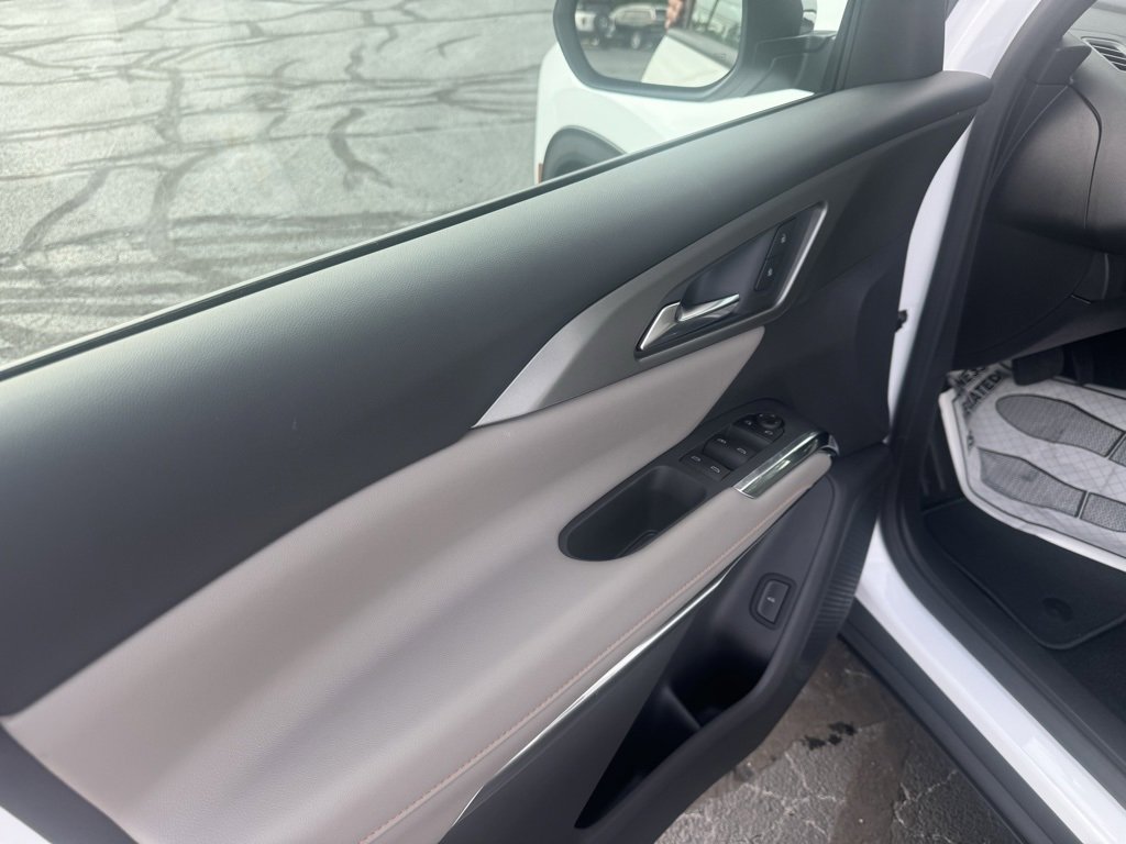 New 2026 Chevrolet Traverse LT image 13