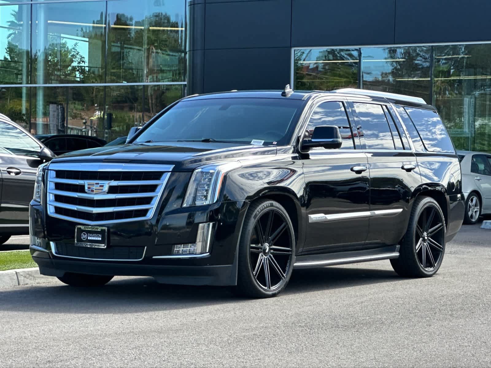 Used 2016 Cadillac Escalade 2WD image 7