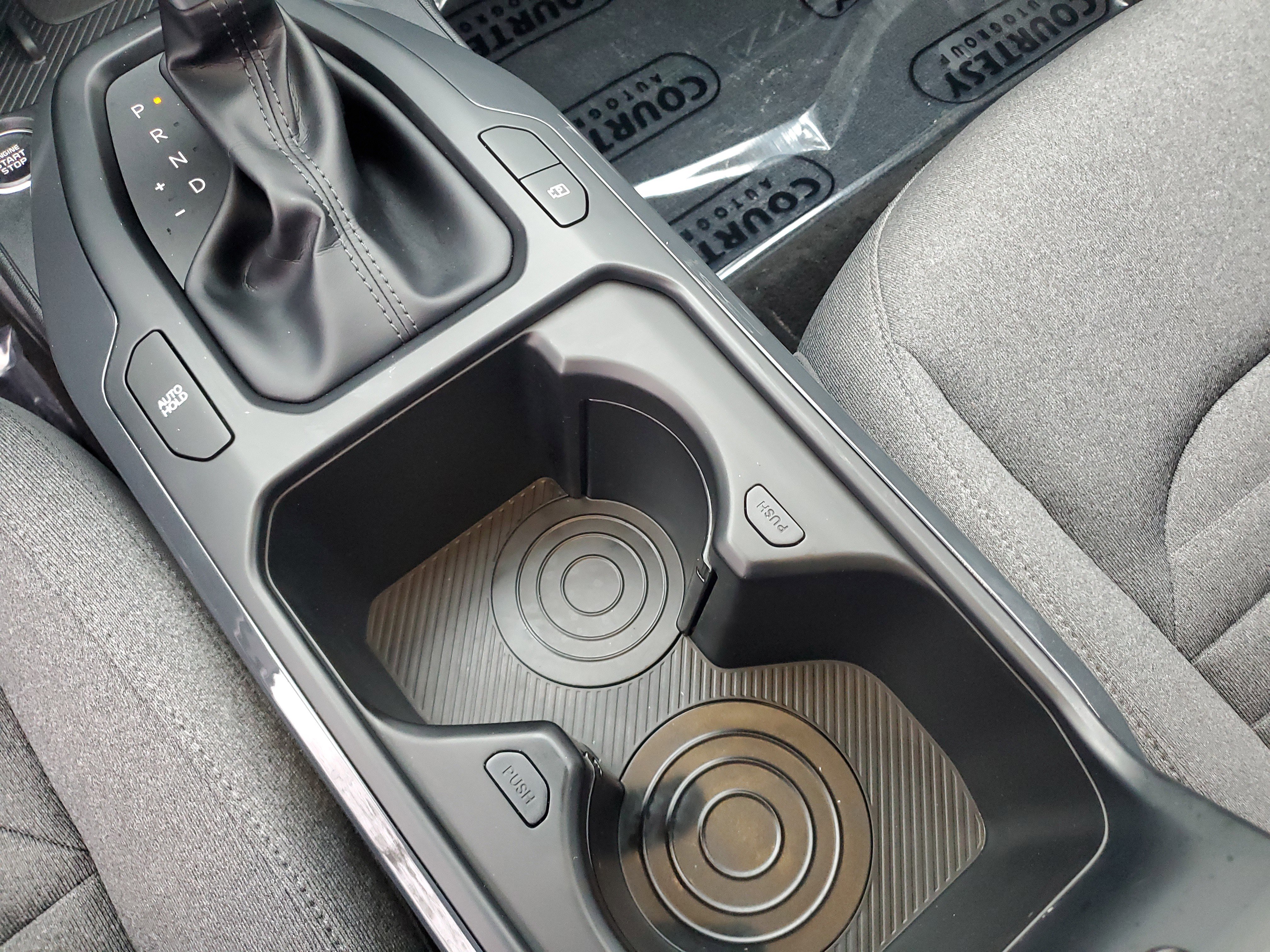 Used 2025 Kia K4 EX image 27