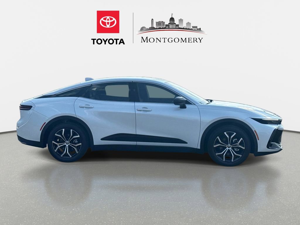 Used 2026 Toyota Crown XLE image 2