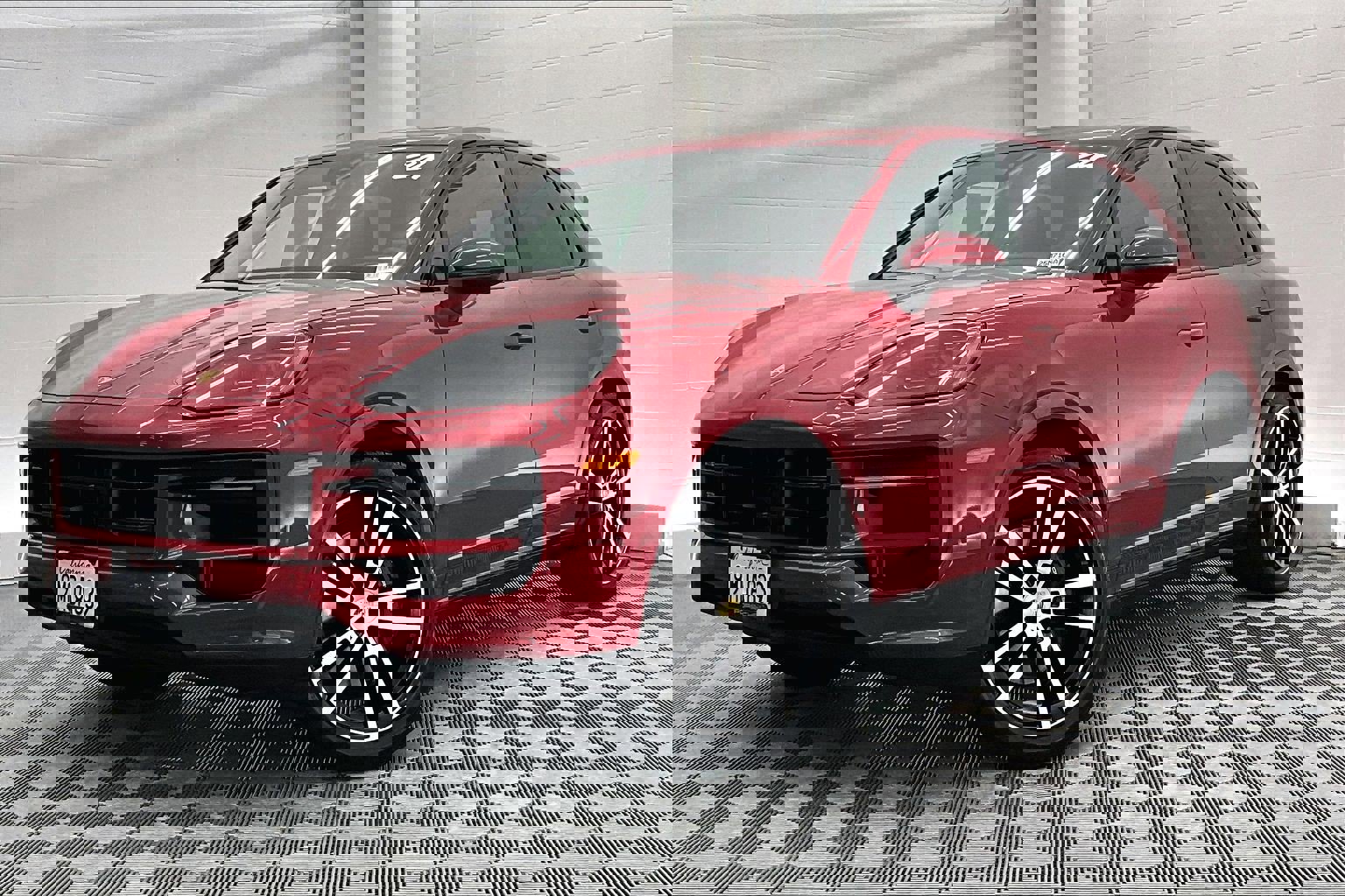 Used 2024 Porsche Cayenne image 12