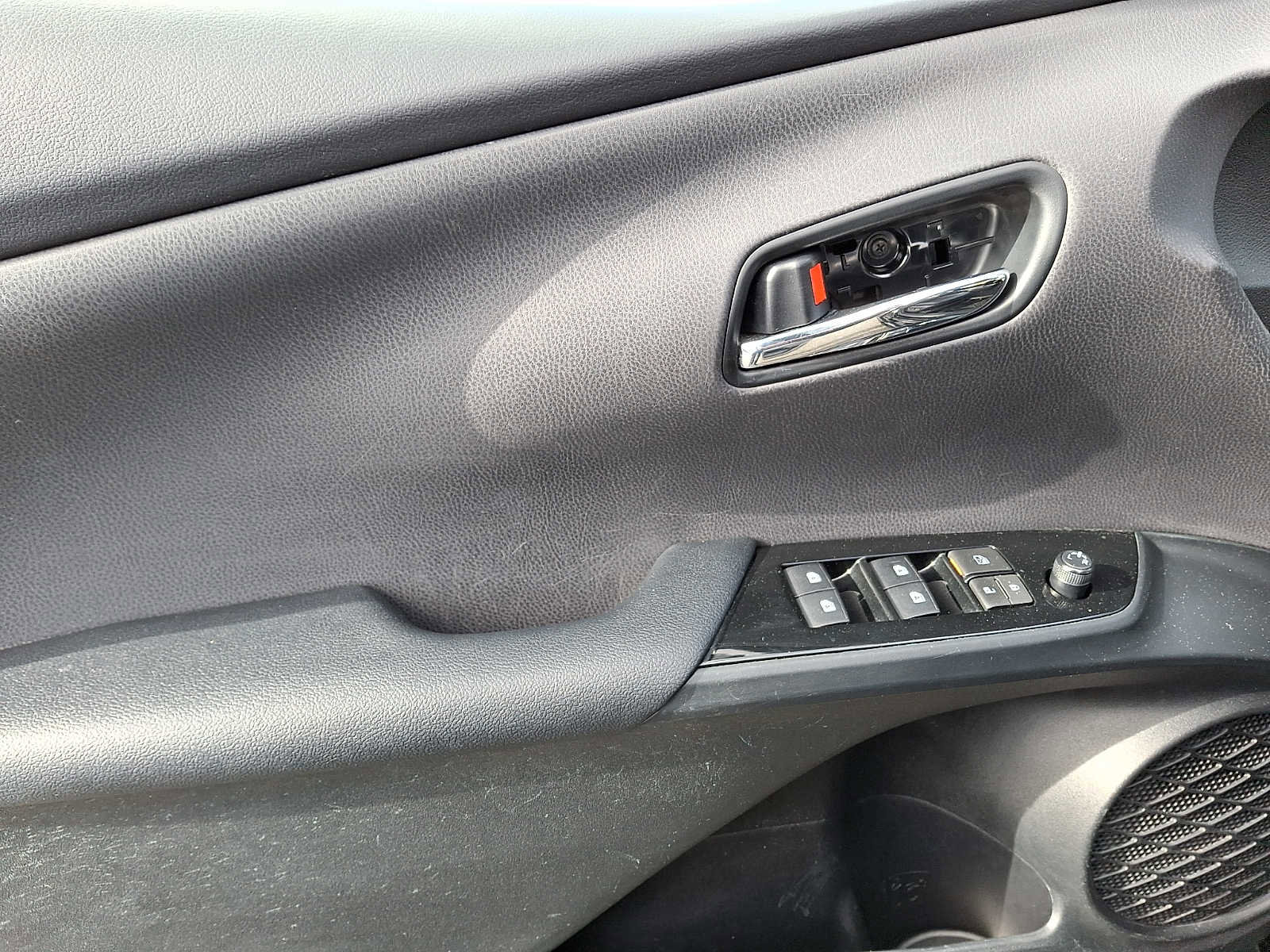 Used 2018 Toyota Prius Four Touring image 9