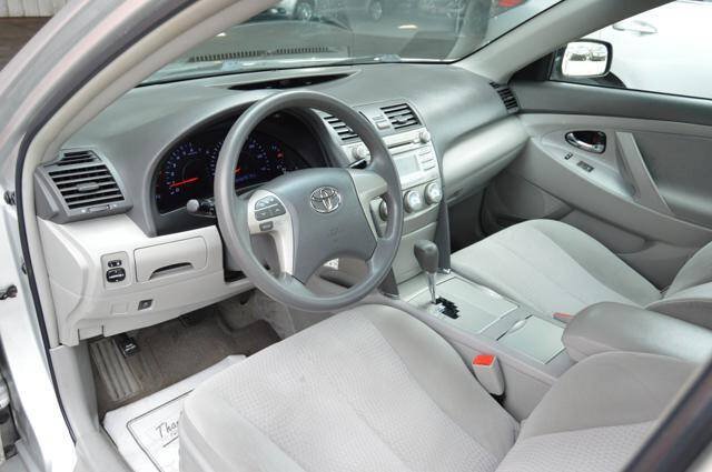 Used 2011 Toyota Camry LE w/ LE Extra-Value Pkg FWD image 13