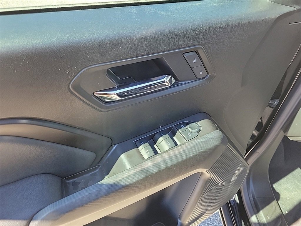 New 2025 GMC Canyon Elevation w/ Technology Package image 8