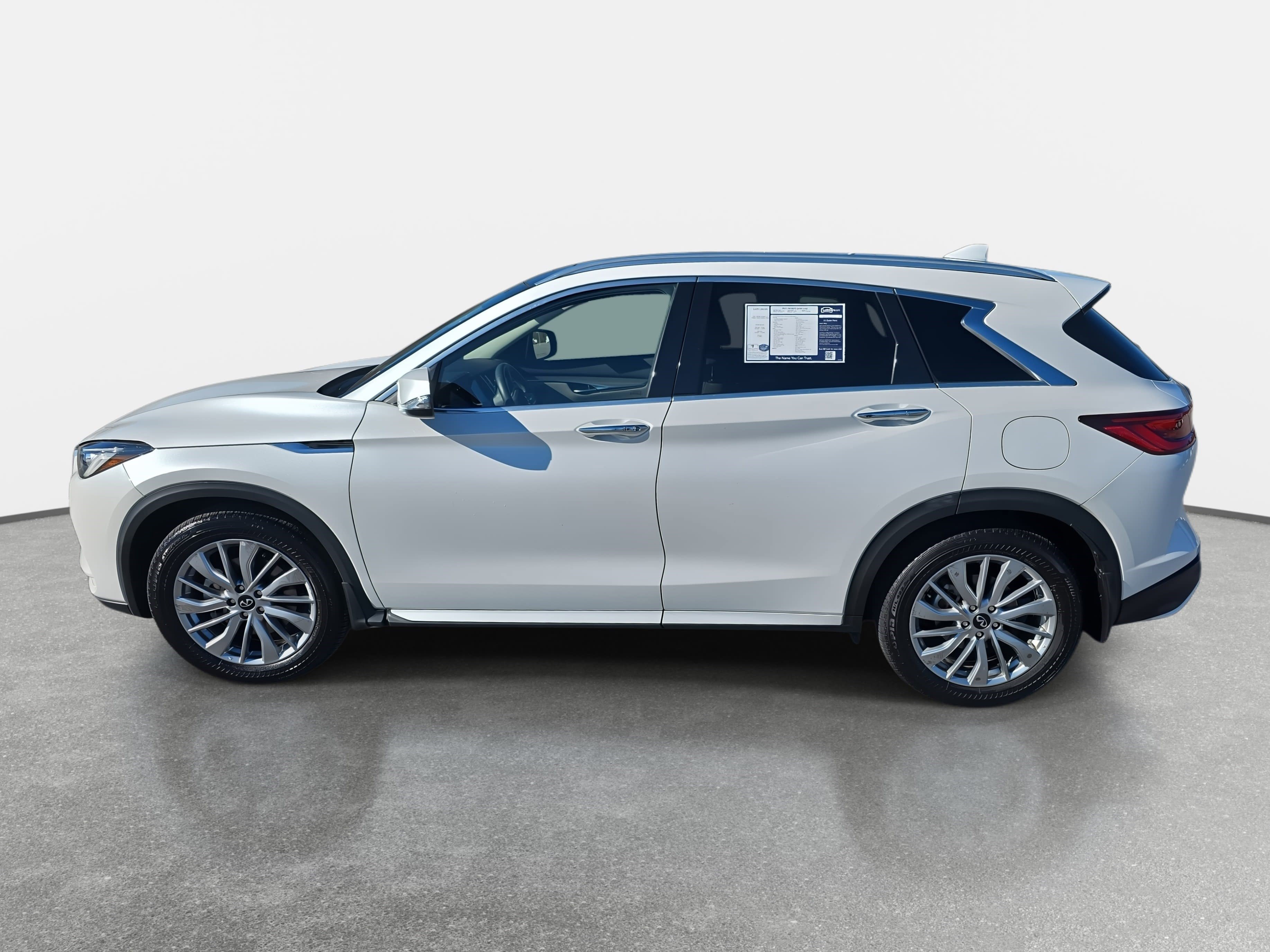 Used 2023 INFINITI QX50 Luxe image 8