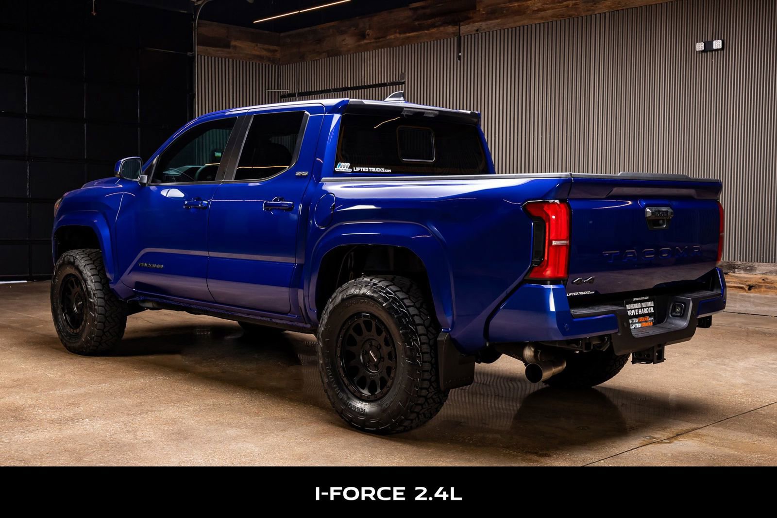 Used 2025 Toyota Tacoma SR5 image 7