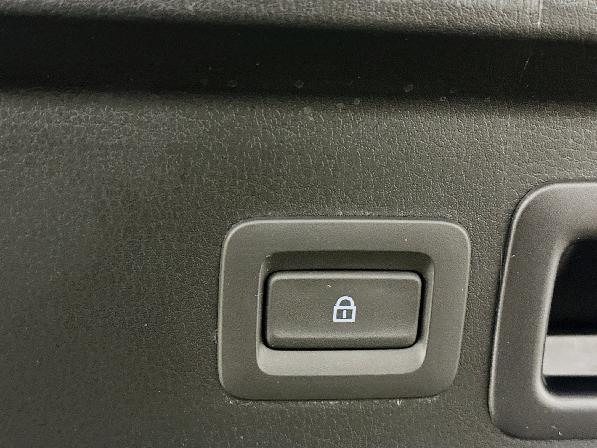 Used 2025 MAZDA CX-30 AWD 2.5 S w/ Preferred Package image 32