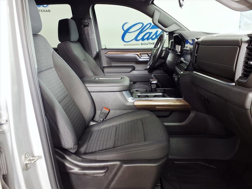 Used 2022 Chevrolet Silverado 1500 LT image 20