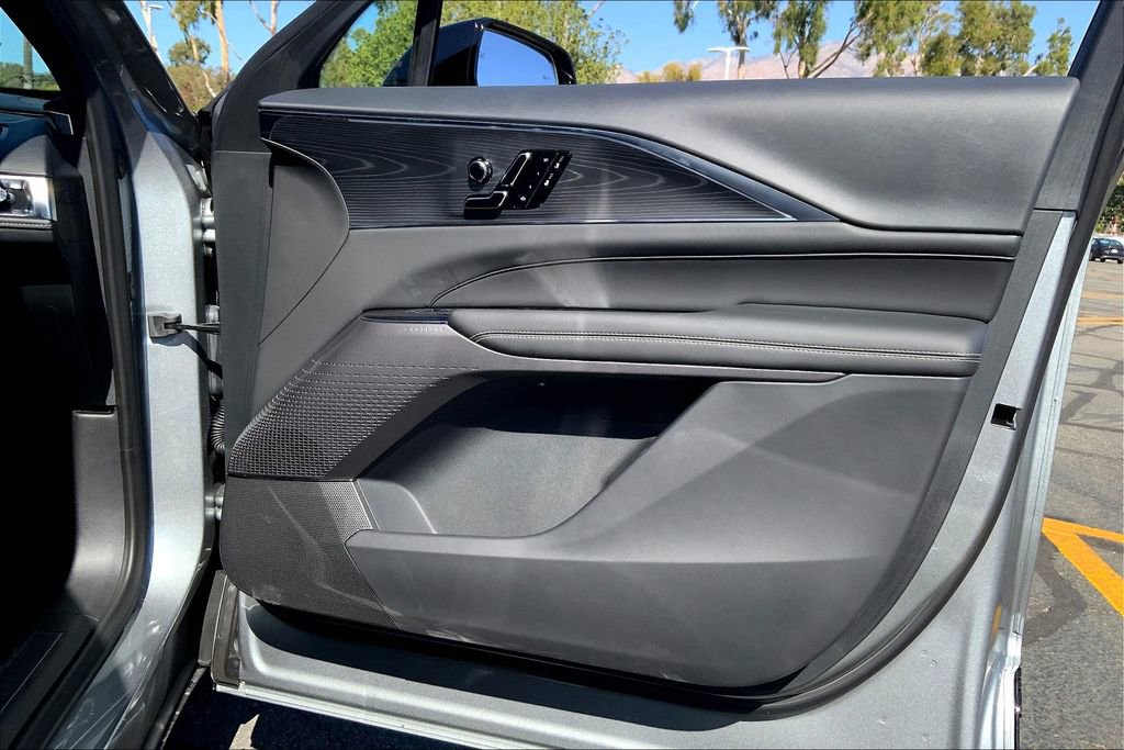 New 2026 Cadillac Lyriq Sport image 32