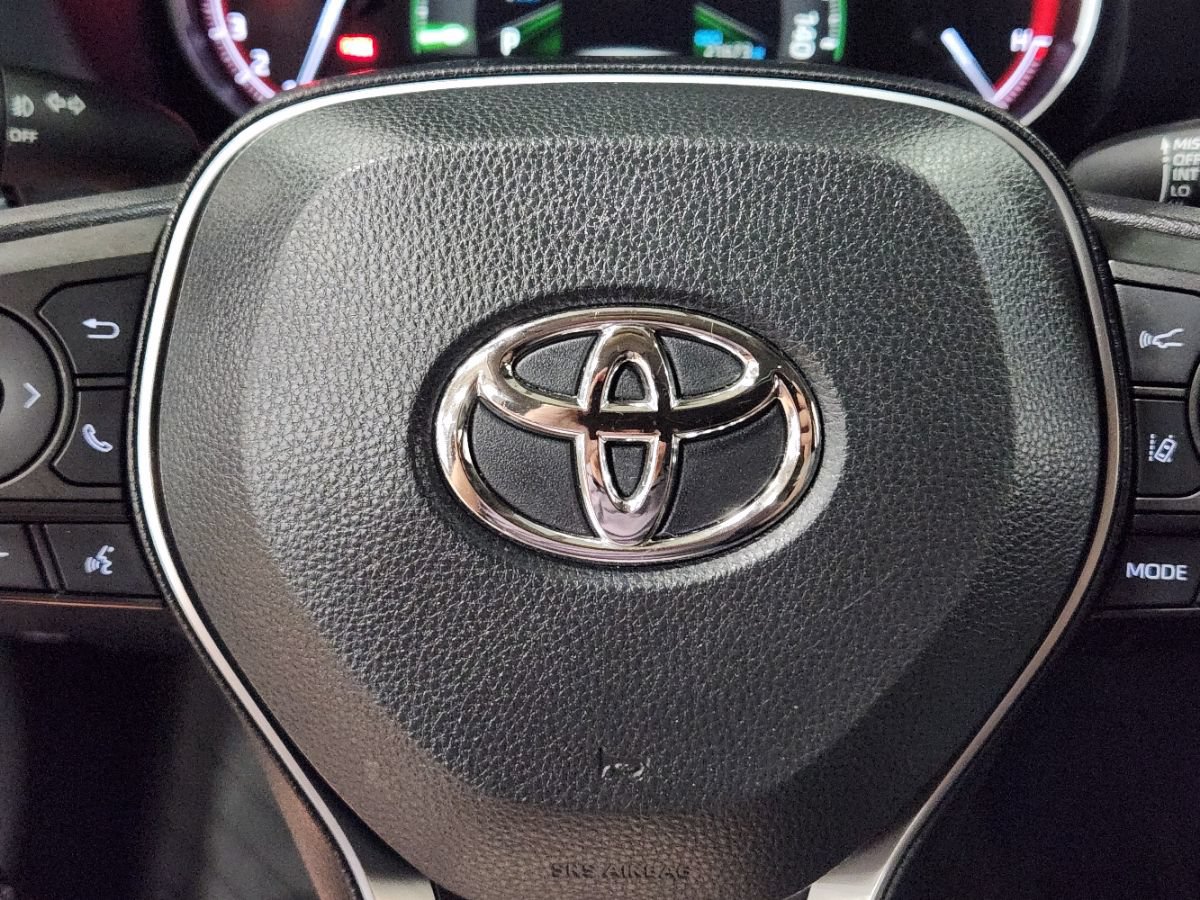 Used 2024 Toyota RAV4 XLE Premium FWD image 49