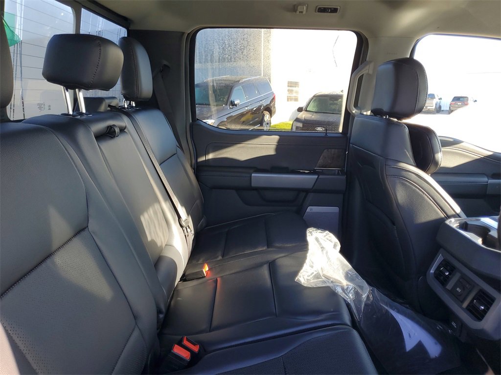 New 2025 Ford F250 Lariat w/ Lariat Ultimate Package image 29