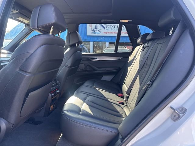 Used 2018 BMW X5 xDrive50i image 11