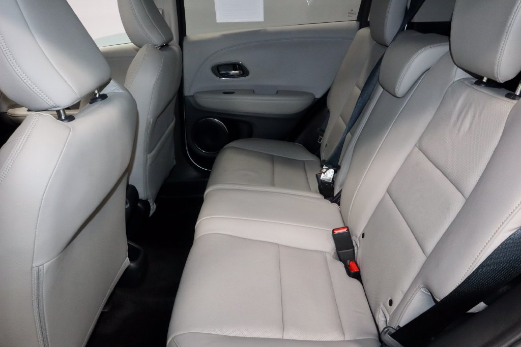 Used 2021 Honda HR-V EX-L image 21
