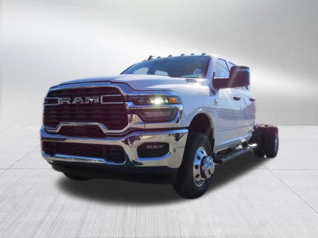 New 2026 RAM 3500 Tradesman w/ Chrome Appearance Group AWD/4WD image 7