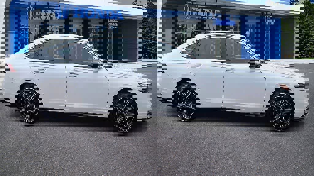 Certified 2023 Honda Accord Sport image 9