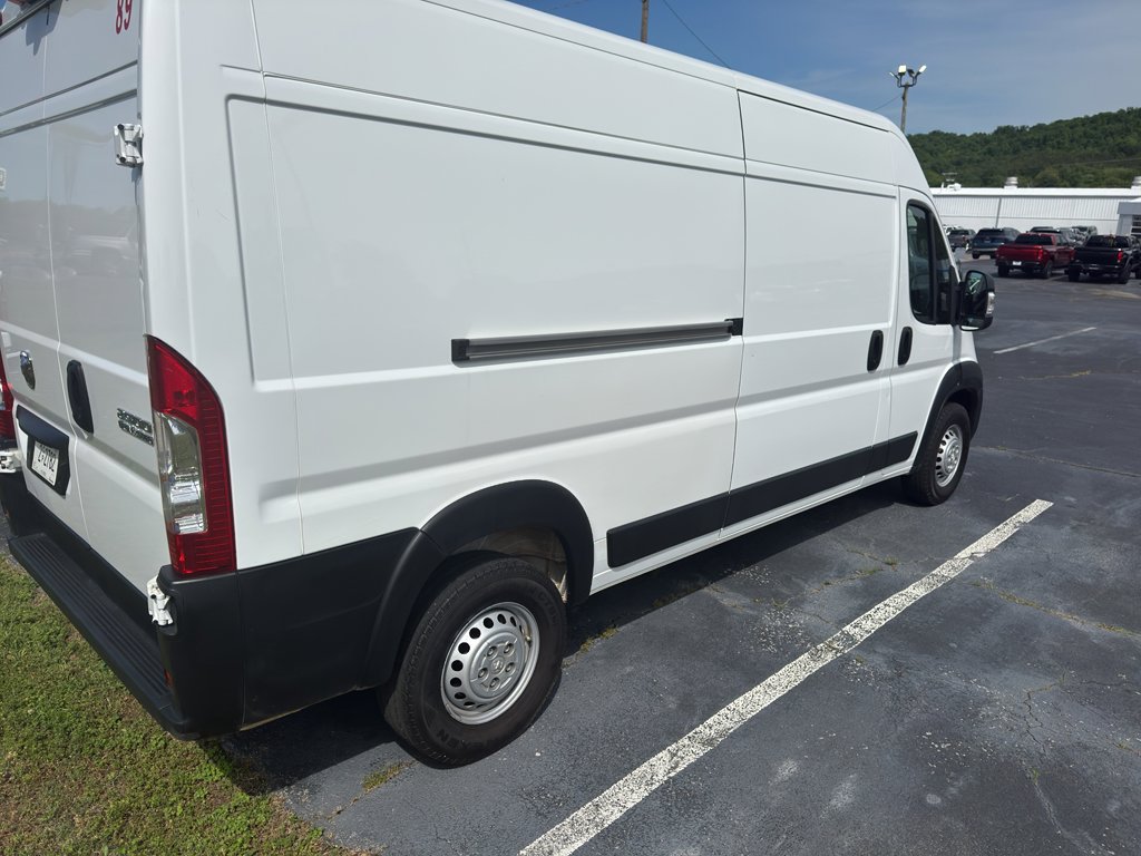 Used 2025 RAM ProMaster 2500 w/ Convenience Group FWD image 3