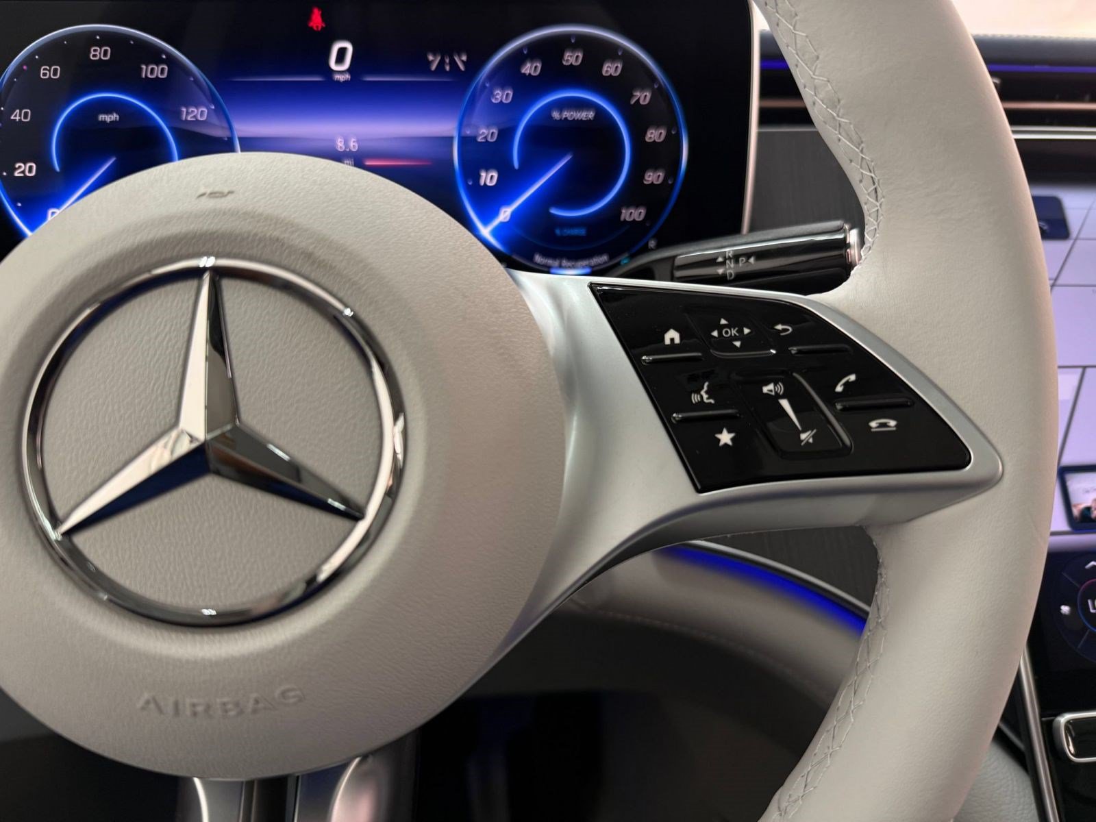 New 2027 Mercedes-Benz EQE 320 4MATIC SUV image 14