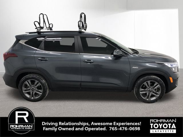 Used 2023 Kia Seltos S w/ Navigation Package image 7