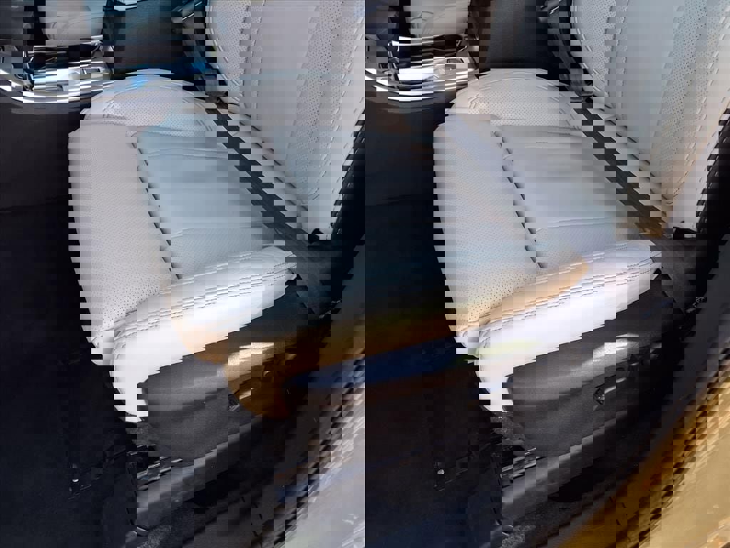 Certified 2022 Subaru Ascent Limited w/ Technology Package image 26