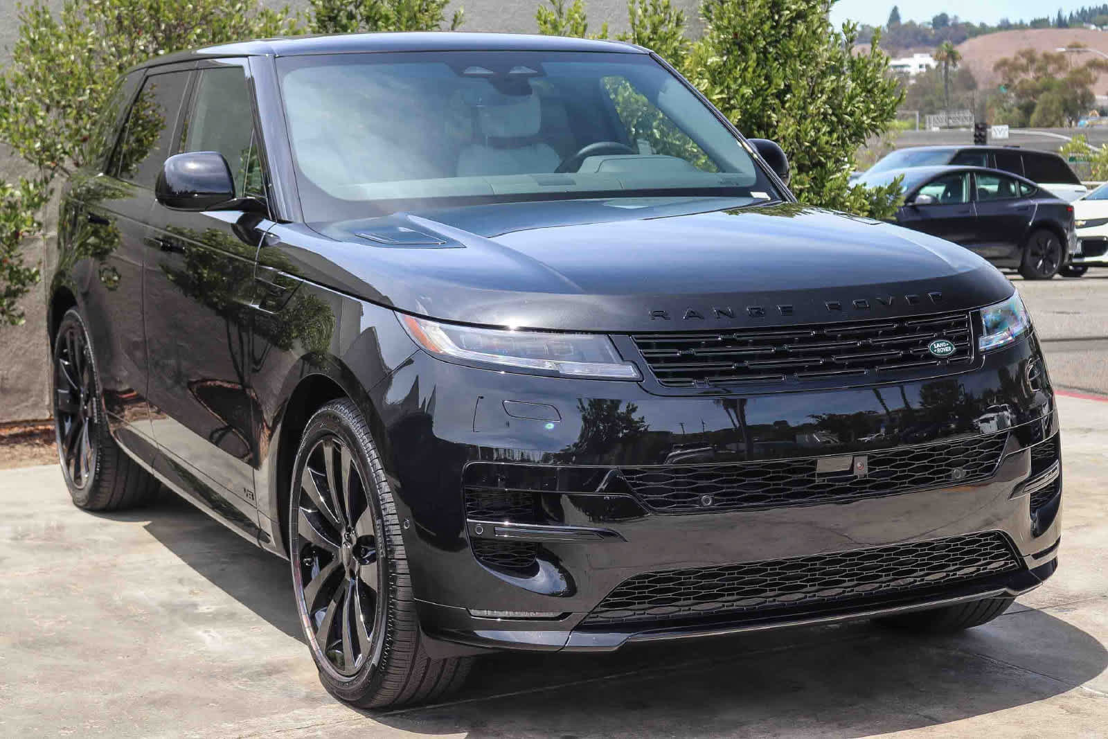 New 2026 Land Rover Range Rover Sport Dynamic SE AWD/4WD image 3