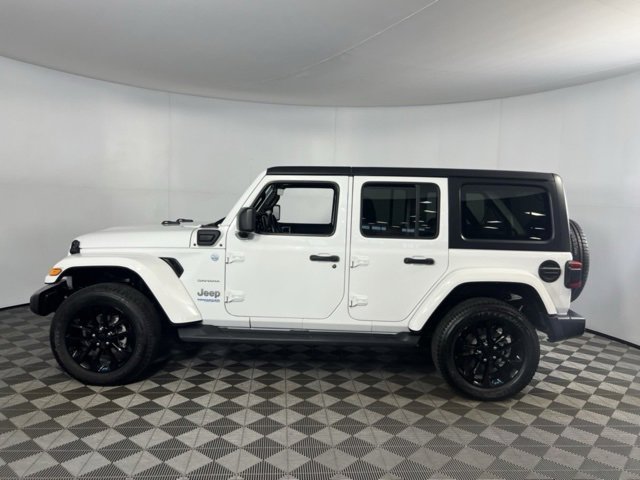 Used 2022 Jeep Wrangler Unlimited Sahara image 7