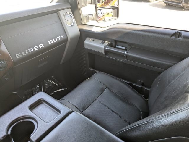 Used 2016 Ford F250 Lariat w/ Lariat Interior Package AWD/4WD image 14