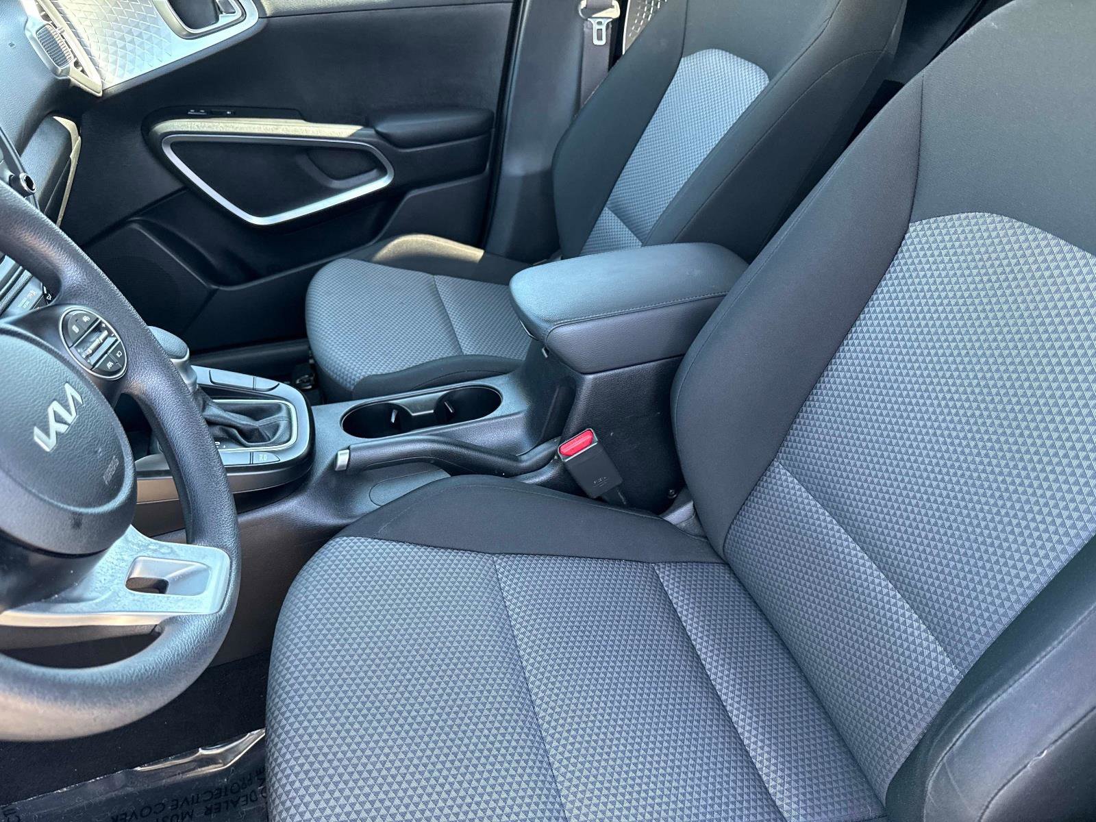 Used 2024 Kia Soul LX w/ Option Group 015 image 19