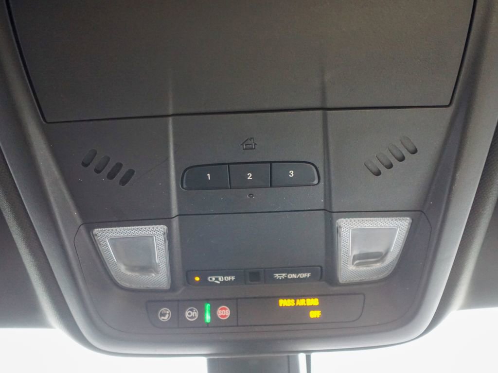 Used 2019 Cadillac XT5 FWD image 23