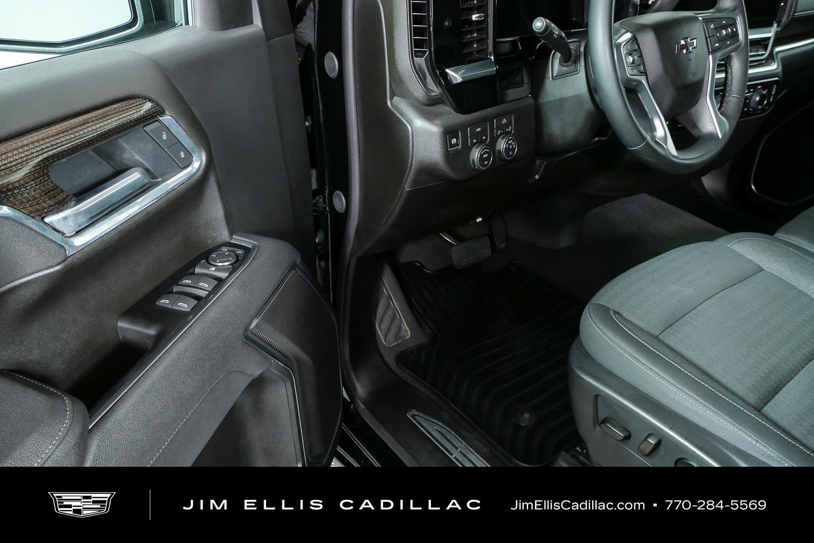 Used 2026 Chevrolet Silverado 1500 RST AWD/4WD image 7