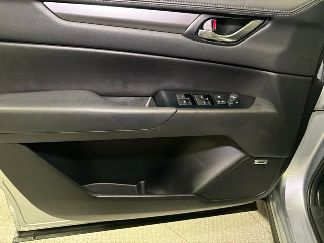 Used 2018 MAZDA CX-5 Touring w/ Preferred Equipment Package AWD/4WD image 26