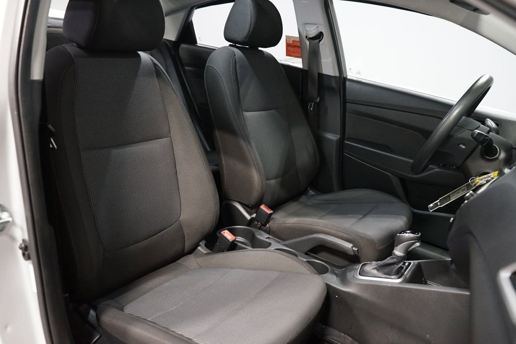 Used 2022 Hyundai Accent SE image 23