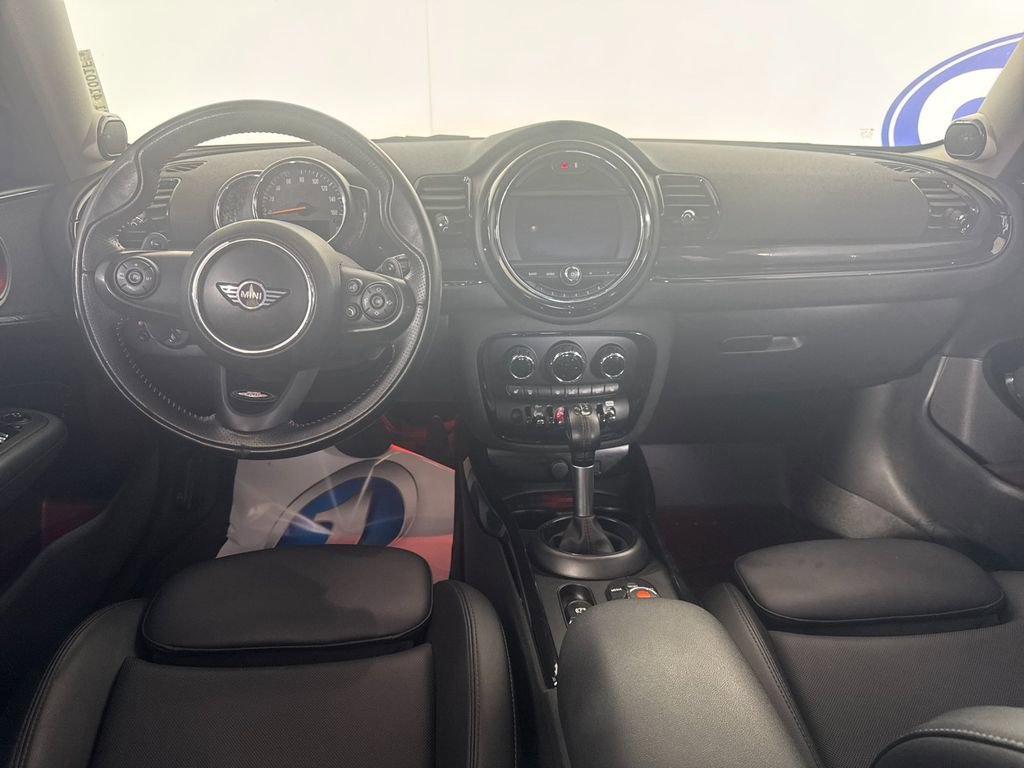Used 2019 MINI Cooper Clubman S w/ Premium Package image 34