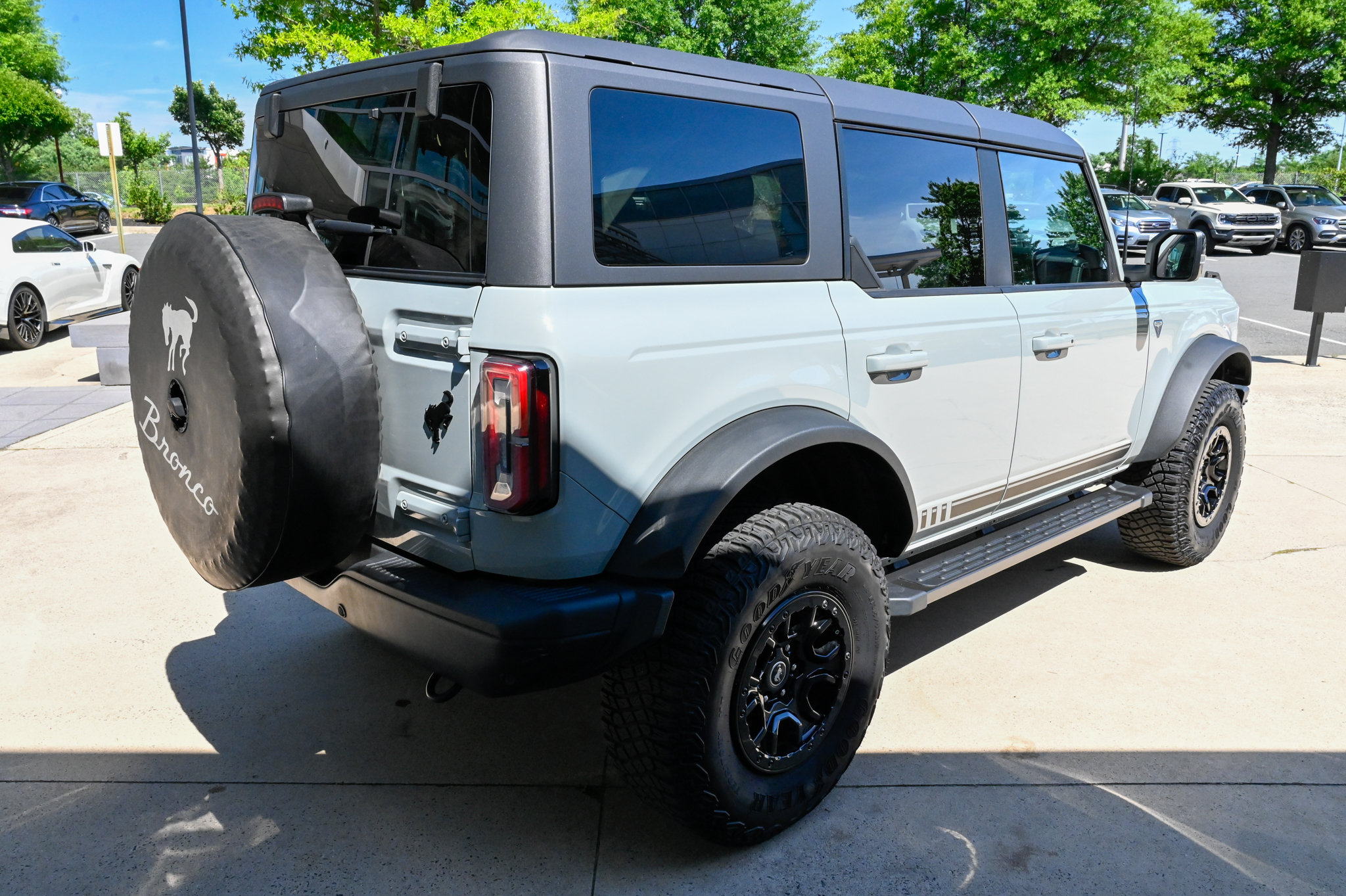 Used 2021 Ford Bronco First Edition AWD/4WD image 5