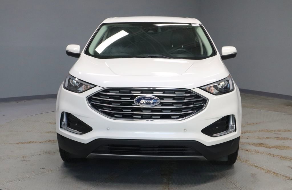 Certified 2023 Ford Edge Titanium image 7