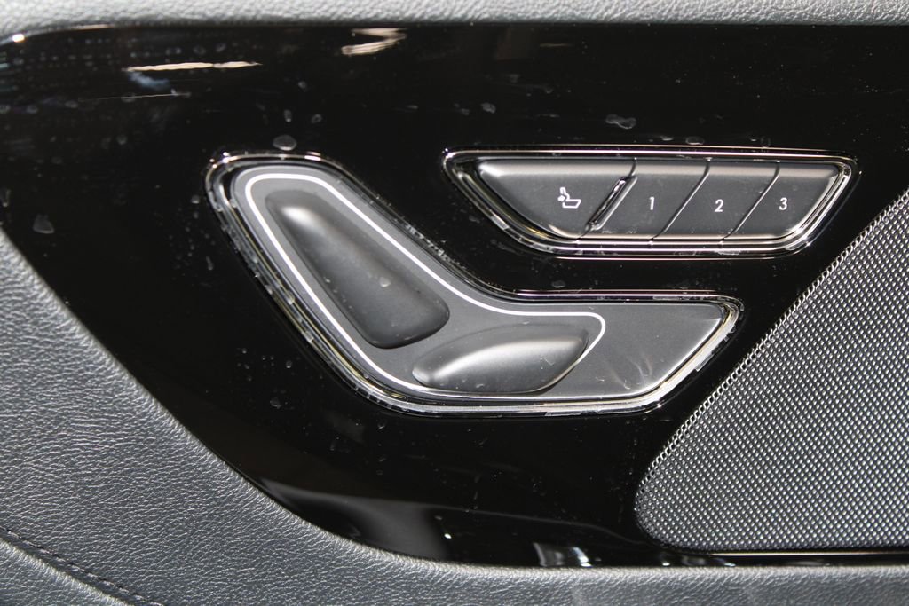 New 2026 Lincoln Aviator 2WD image 21