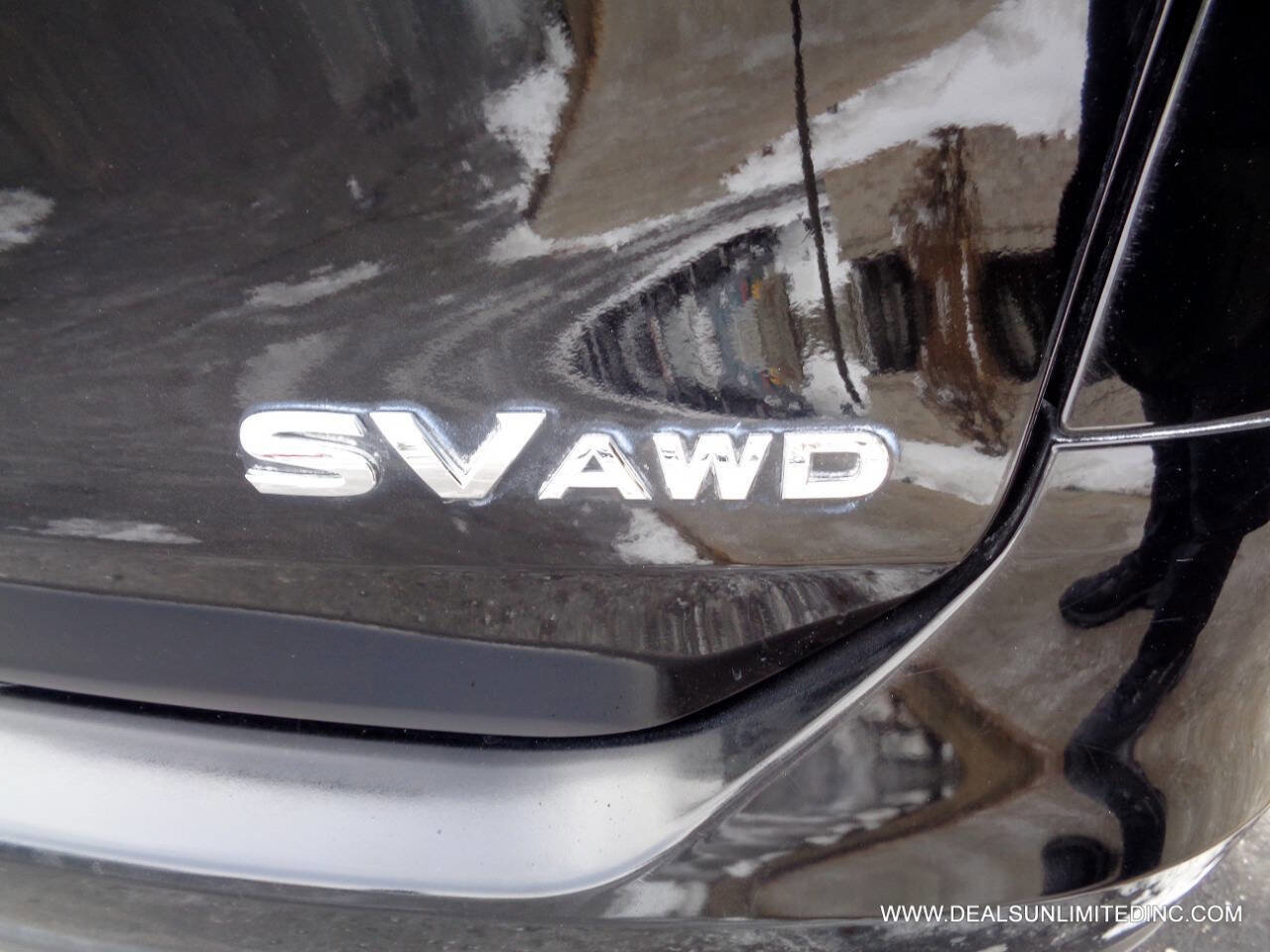 Used 2015 Nissan Rogue SV image 6