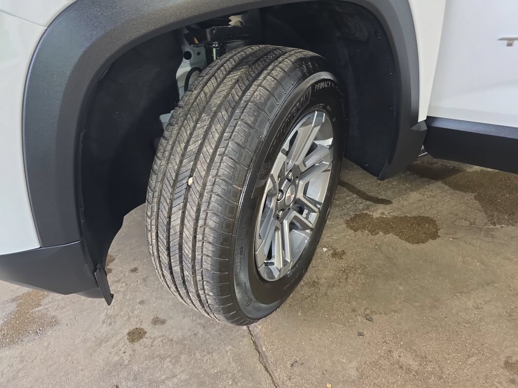 New 2027 GMC Terrain Elevation AWD/4WD image 30