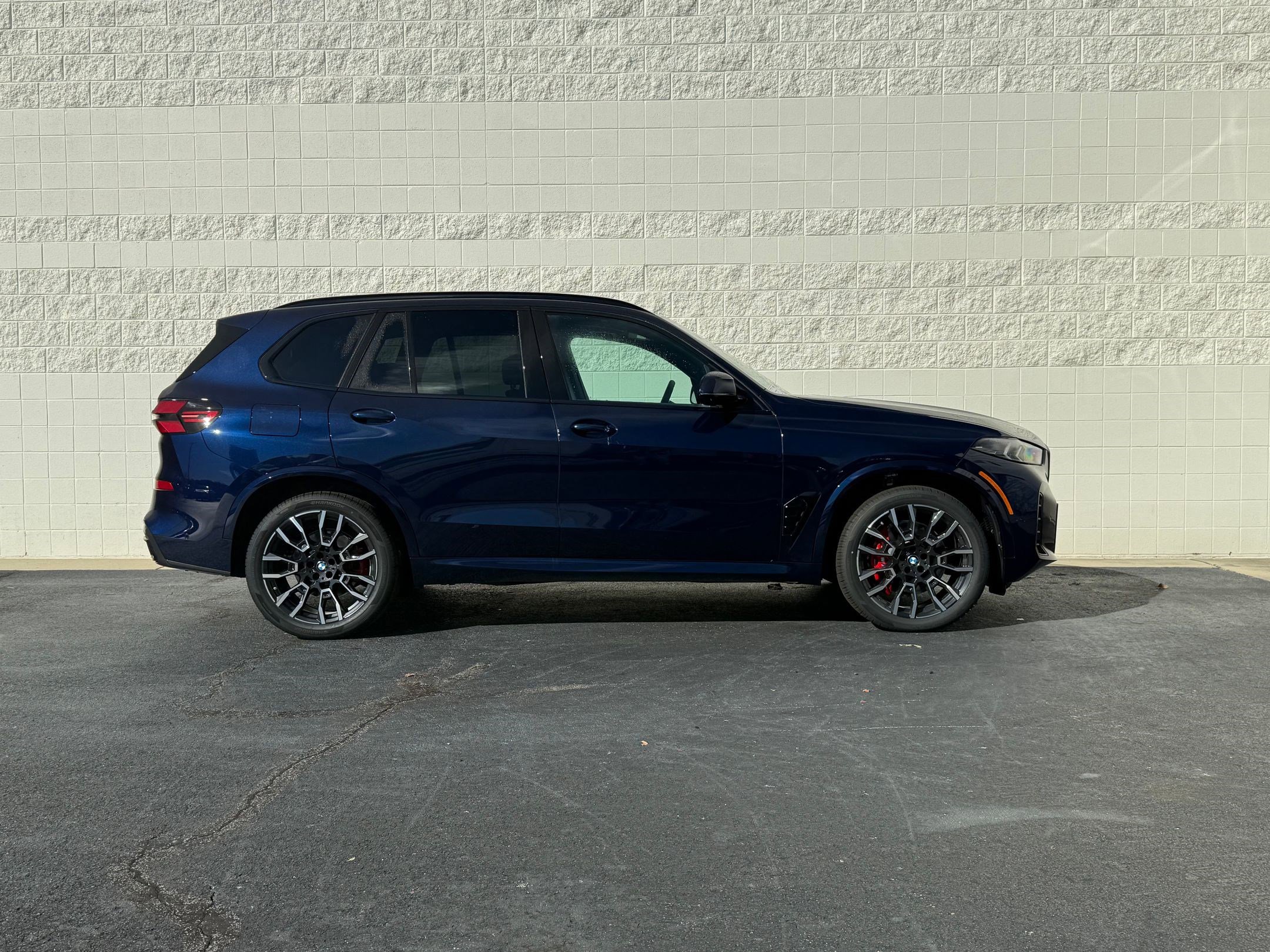 New 2026 BMW X5 xDrive40i w/ M Sport Package image 7