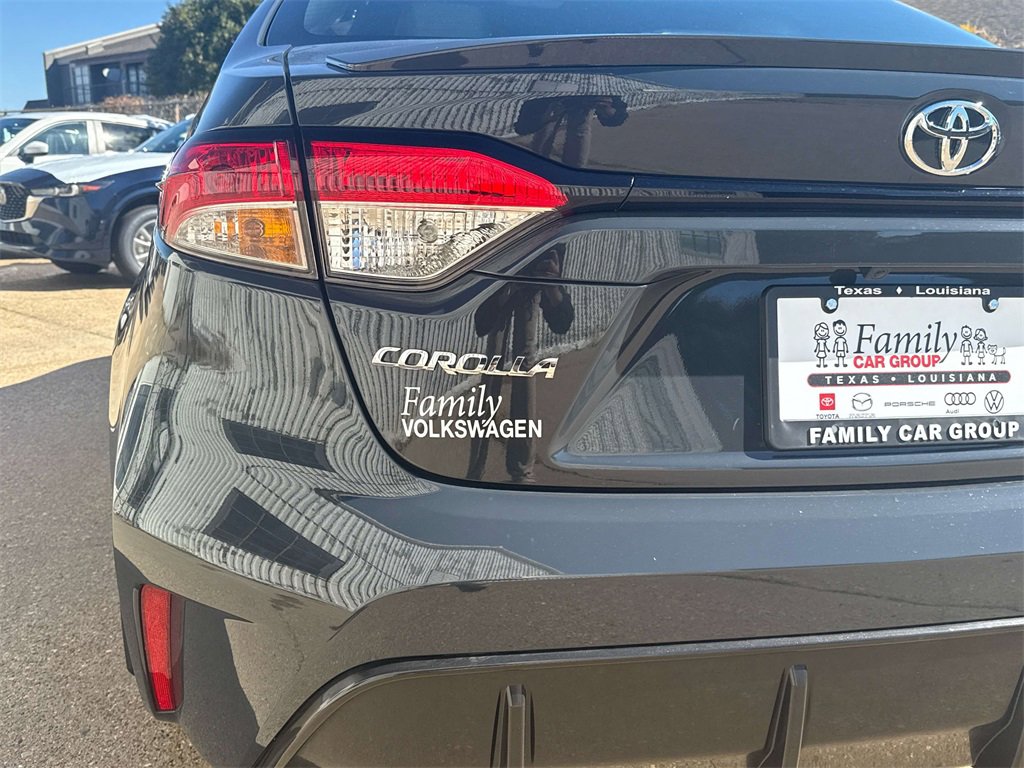 Used 2025 Toyota Corolla SE image 8