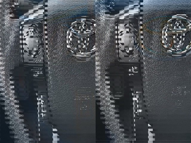 Used 2022 Toyota Tacoma SR w/ SR Convenience Package image 14