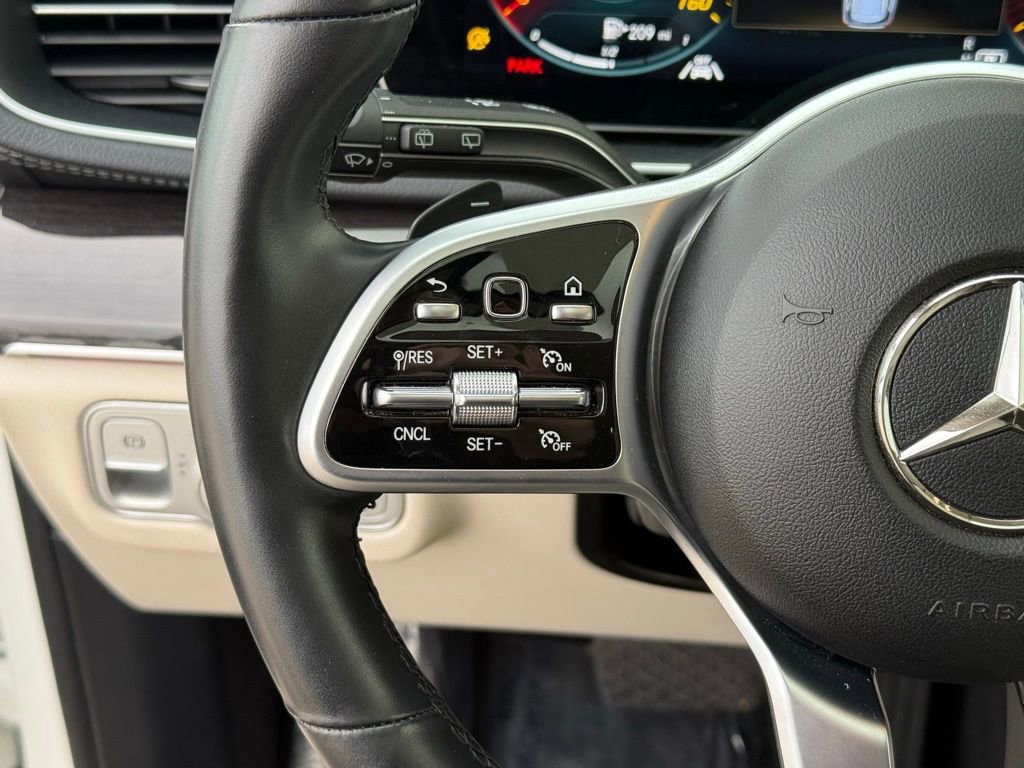 Used 2022 Mercedes-Benz GLS 450 4MATIC w/ Warmth & Comfort Package image 17