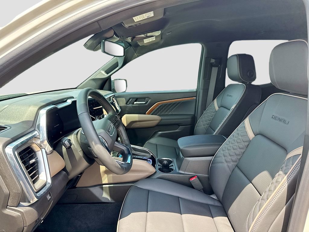 Used 2026 GMC Canyon Denali AWD/4WD image 10
