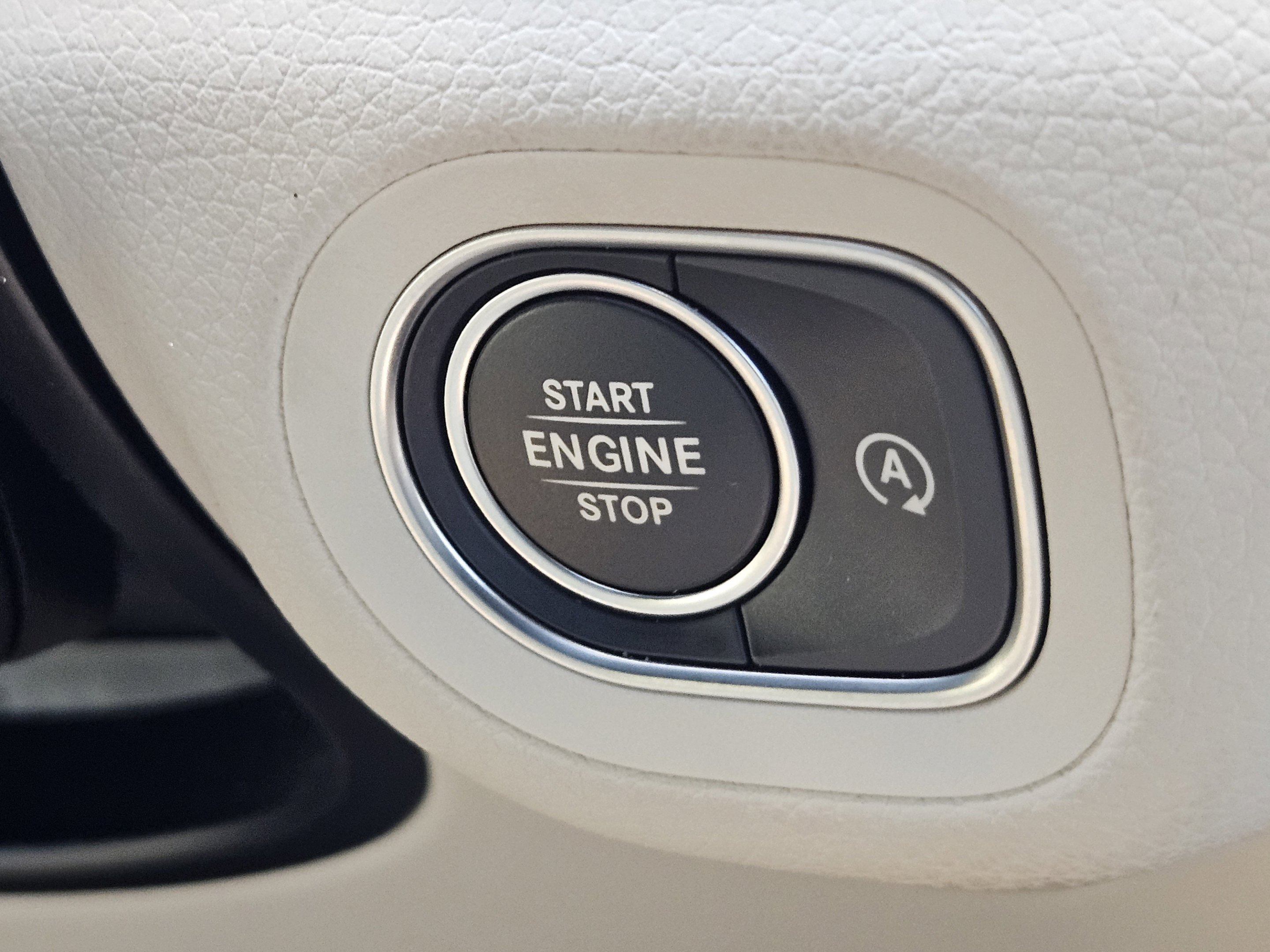 Certified 2025 Mercedes-Benz GLE 350 4MATIC image 19