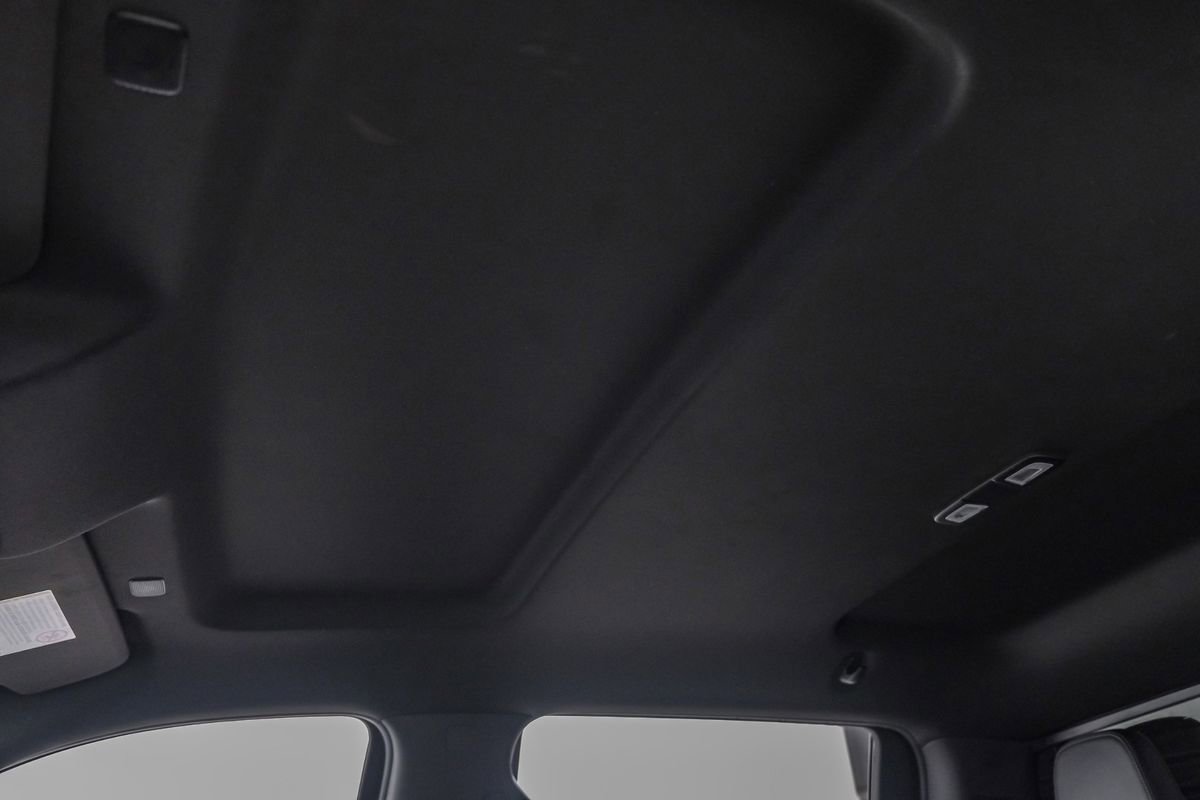 Used 2021 Chevrolet Silverado 3500 High Country w/ Snow Plow Prep/Camper Package image 31