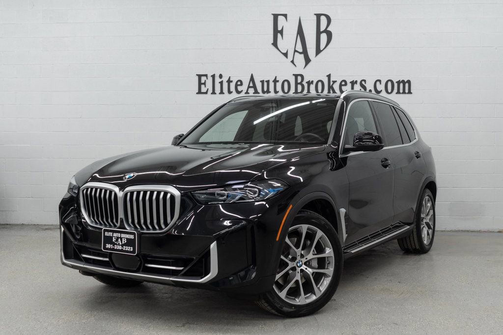 Used 2024 BMW X5 xDrive40i w/ Premium Package image 1