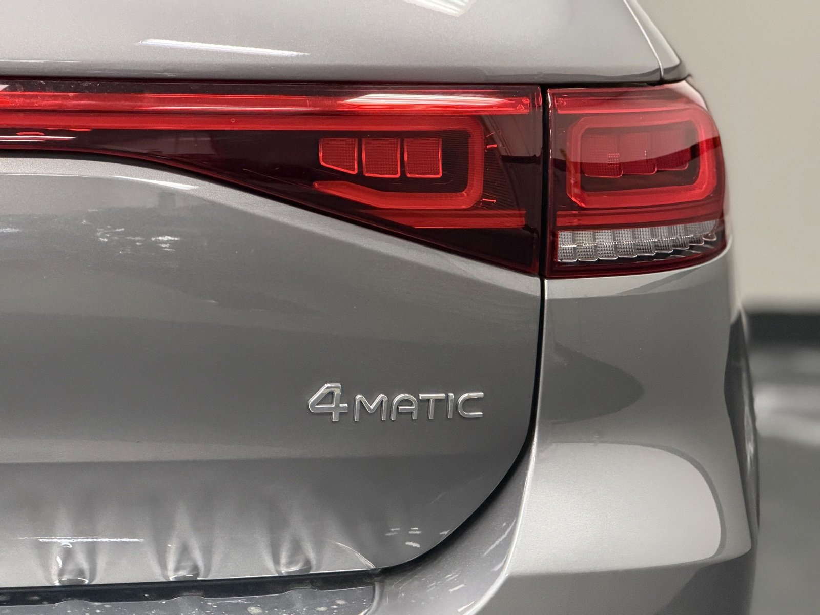 Certified 2023 Mercedes-Benz EQB 300 4MATIC image 14