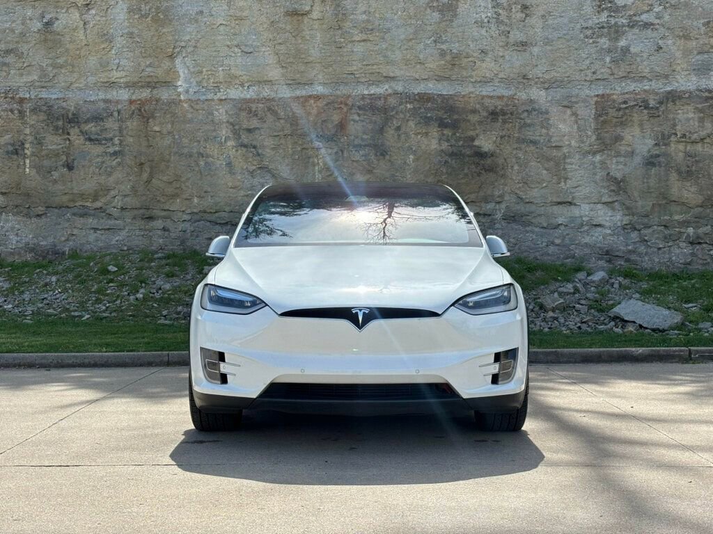 Used 2017 Tesla Model X 75D image 5