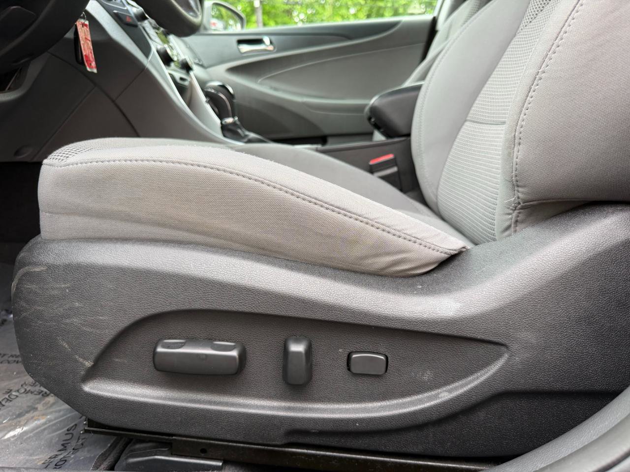 Used 2011 Hyundai Sonata GLS w/ Popular Equipment Pkg 2 FWD image 22