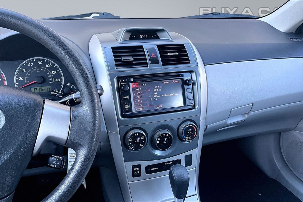 Used 2013 Toyota Corolla LE FWD image 6